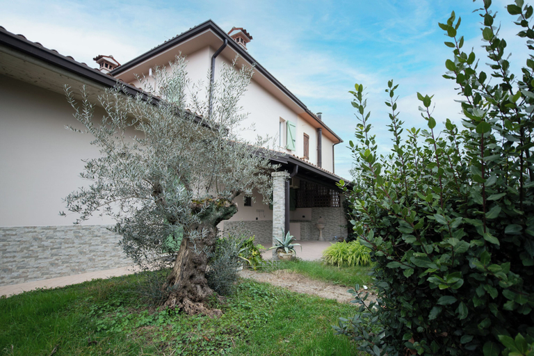 Exterior & Views 2, La Casa del Lago, Brescia