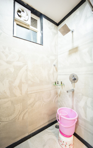 Bathroom 4, Hotel Sawamani and Restaurant, Sikar
