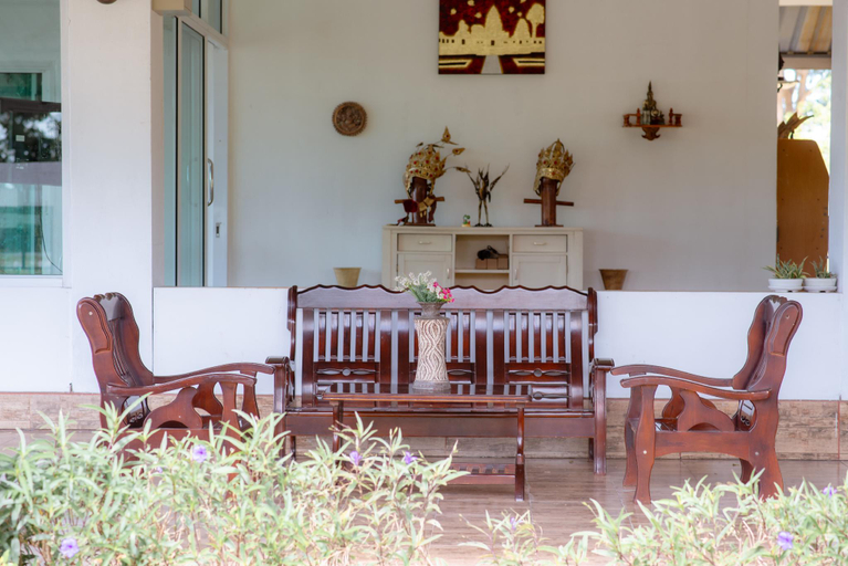 Food & Drinks 3, NaLinNaa Resort Buriram, Chalermphrakiet
