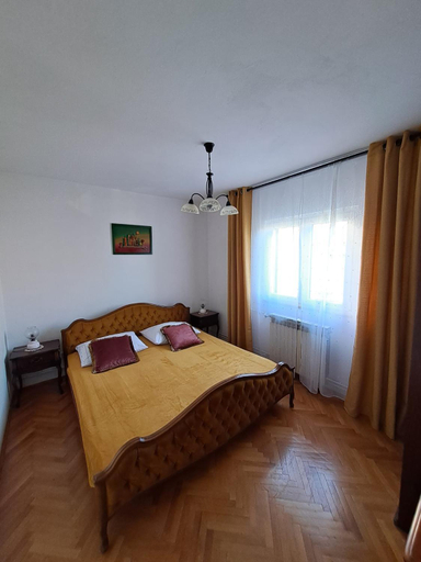 Others 5, Apartment Artemisia 1, Seget