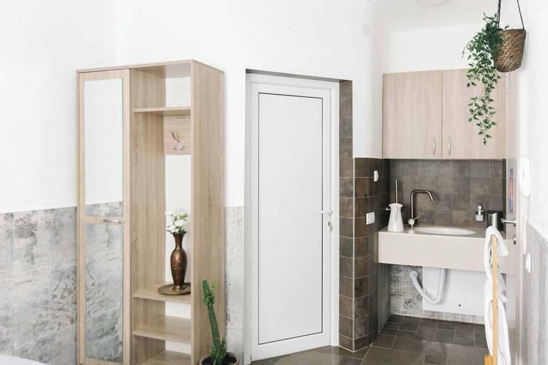 Bathroom 3, Mahakala Center