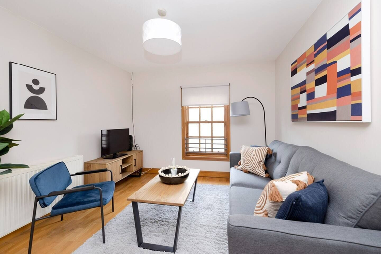 Others 4, Bright&Cosy Flat near Scottish Gallery, Edinburgh