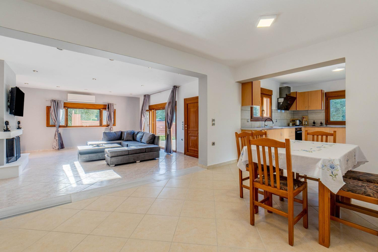 Others 4, Casa Terra Verde, Ionian Islands