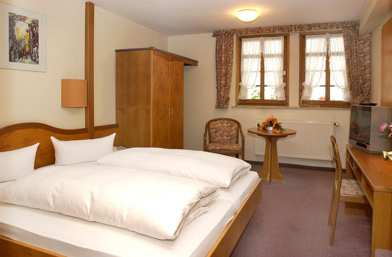 Bedroom 6
