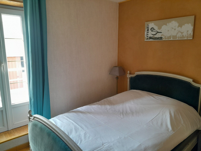 Bedroom 2, Le Menhir, Vendée