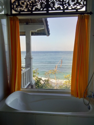 Bathroom 3, Stairway To Heaven Bungalows and Restaurant, Karangasem