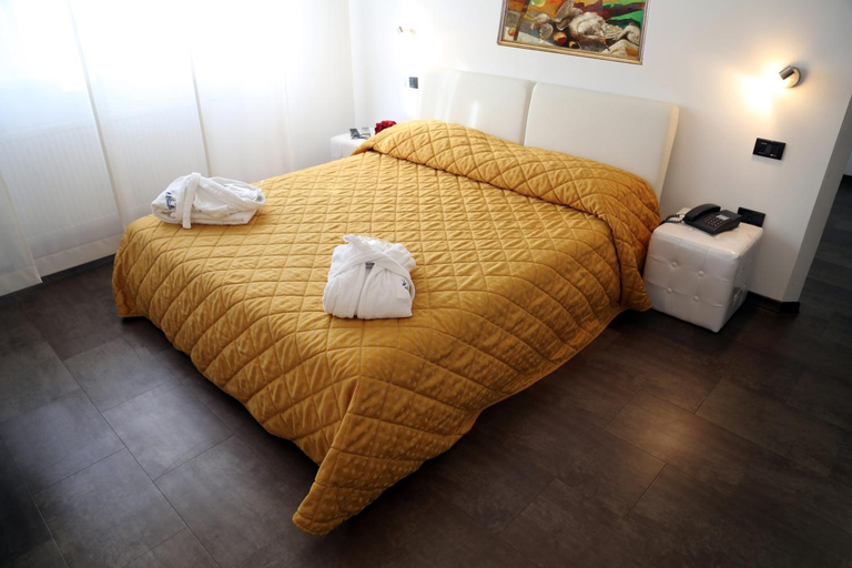 Bedroom 14