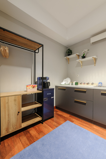Dining Room 10