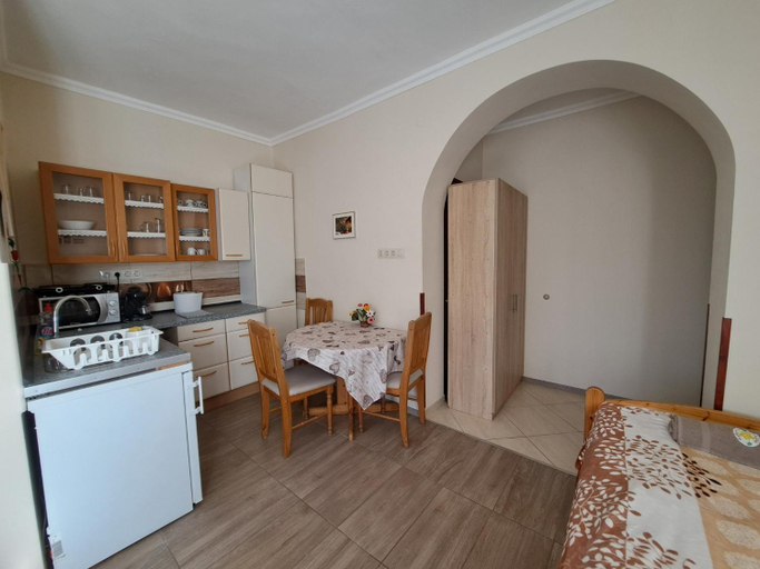 Others 3, Tunderfatyol vendeghaz, Heves