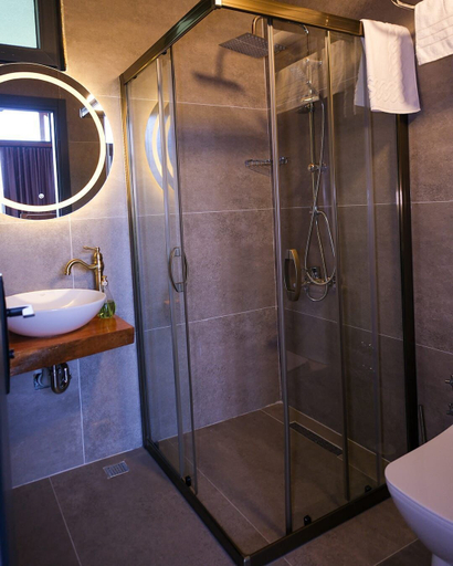 Bathroom 5, Bell Garden Maşukiye, Kartepe
