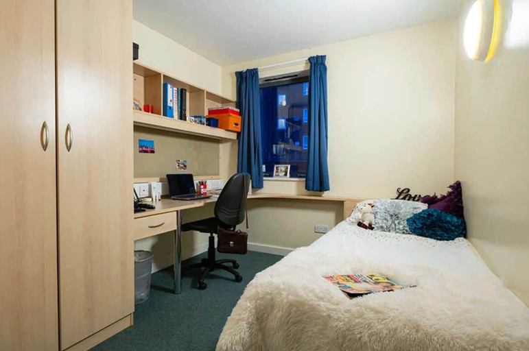 Bedroom 2, NTU Gill St, Nottingham