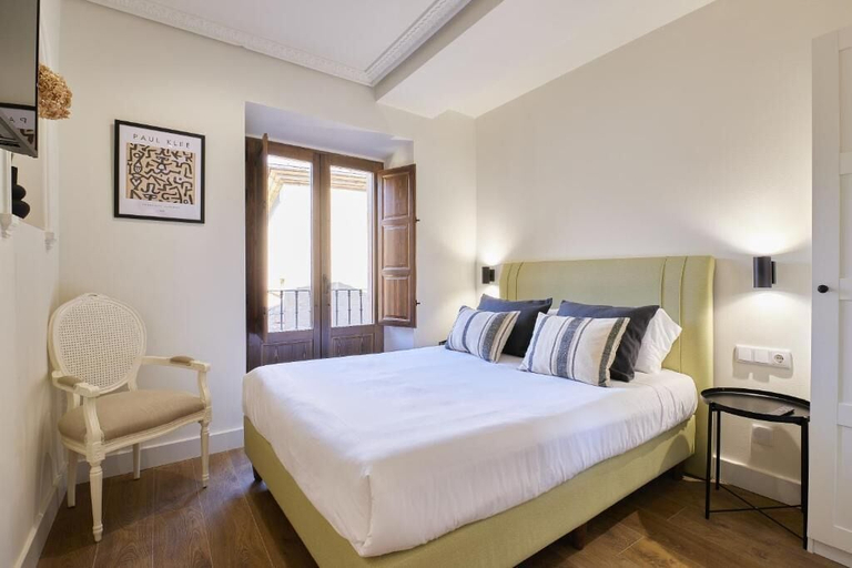 Bedroom 3, Estudios Bordadores by Valdesierra, Salamanca