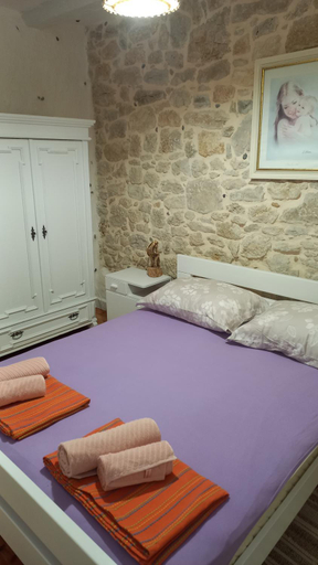 Bedroom 2, Holiday Home Leptir in Siveric, Drniš