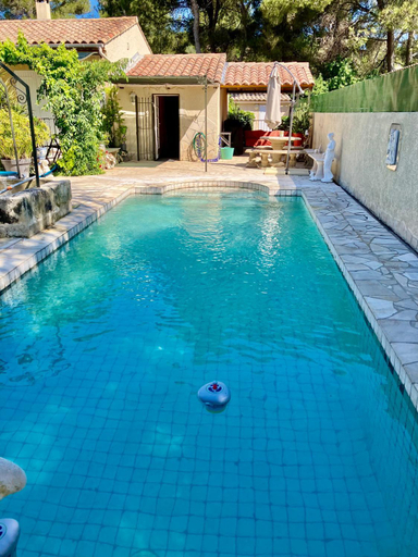 Sport & Beauty, SUITE spa acces autonome, Gard