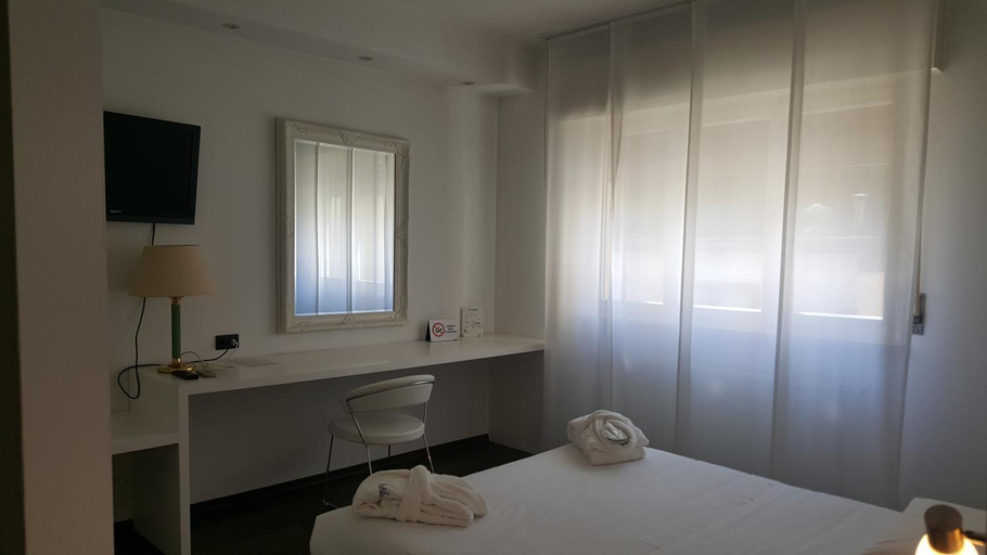 Bedroom 16