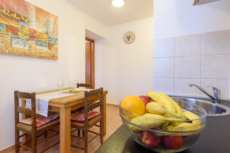 Others 3, Apartmani "Jadran", Pag