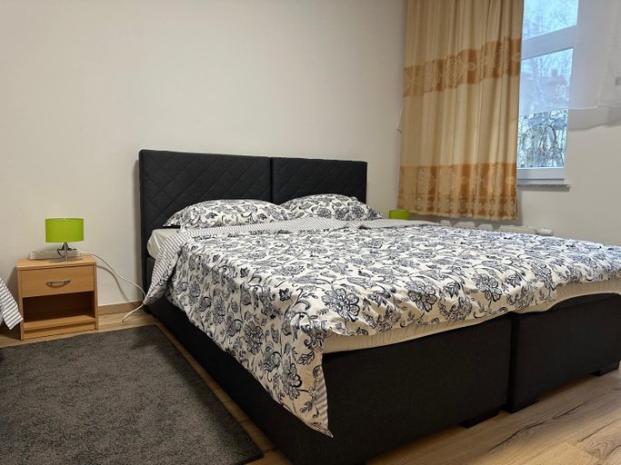 5, 3 room apartment center east, Leipzig
