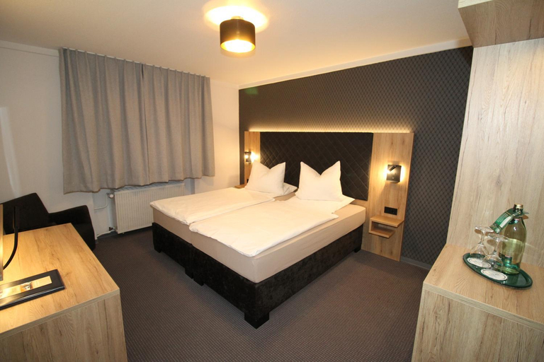 Bedroom 2, Gasthaus Bonneberger Hof, Herford