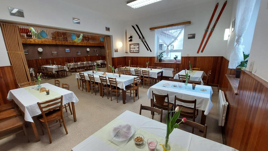 Food & Drinks 4, U Dvou rysu, Prachatice