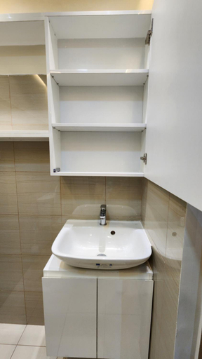 Bathroom 4, Kakurega Manila, Pasay City