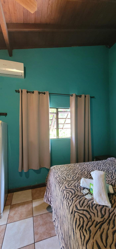 Bedroom 2, Chales Internacional, Parati