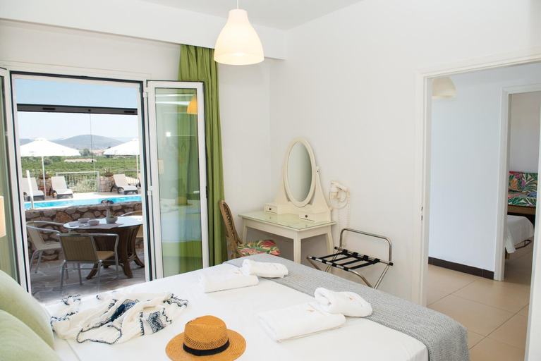 5, Villa Lilly, Peloponnese