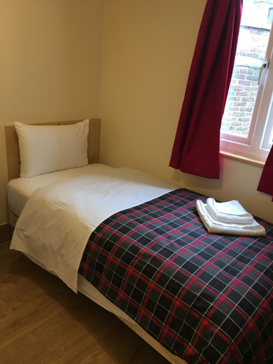 2, 15 New Row, London