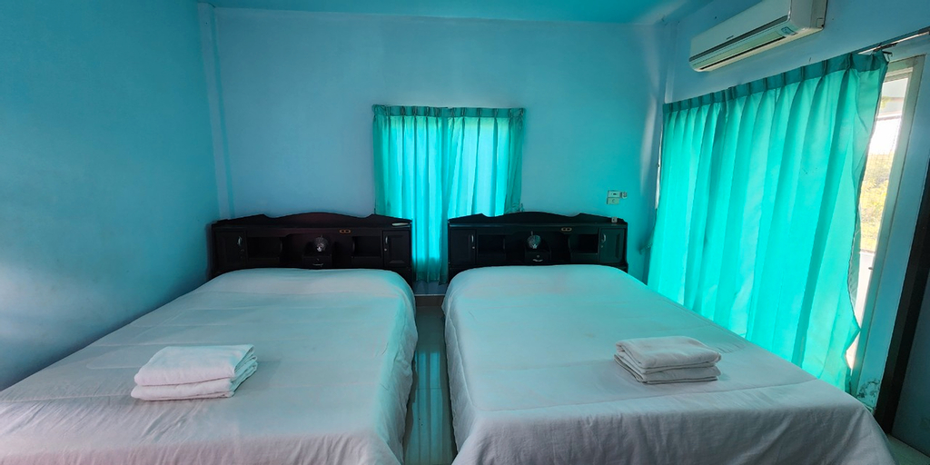 Bedroom 13