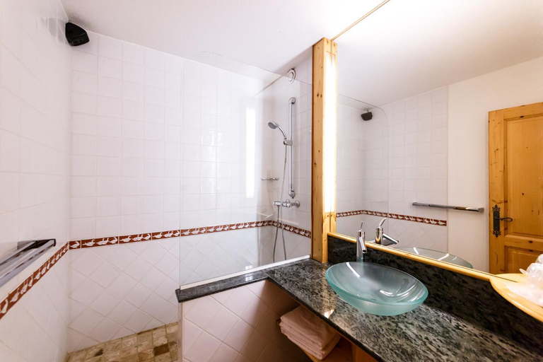 Bathroom 4, Hostellerie Du Rosenmeer, Bas-Rhin