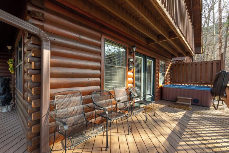 Others 5, Bear Hideaway Cozy 3BR Cabin, Sevier