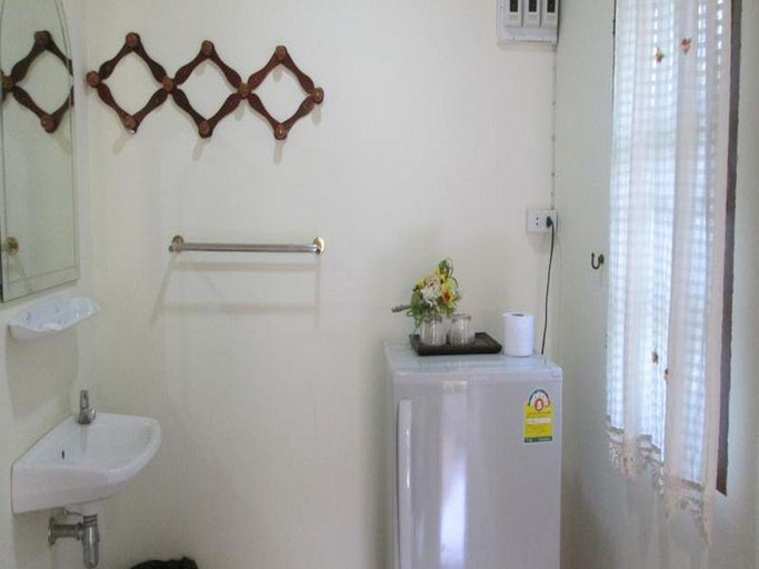 Bathroom, Baan Saranya, Pak Chong