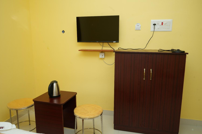 Others 5, H2 Residency, Ramanathapuram