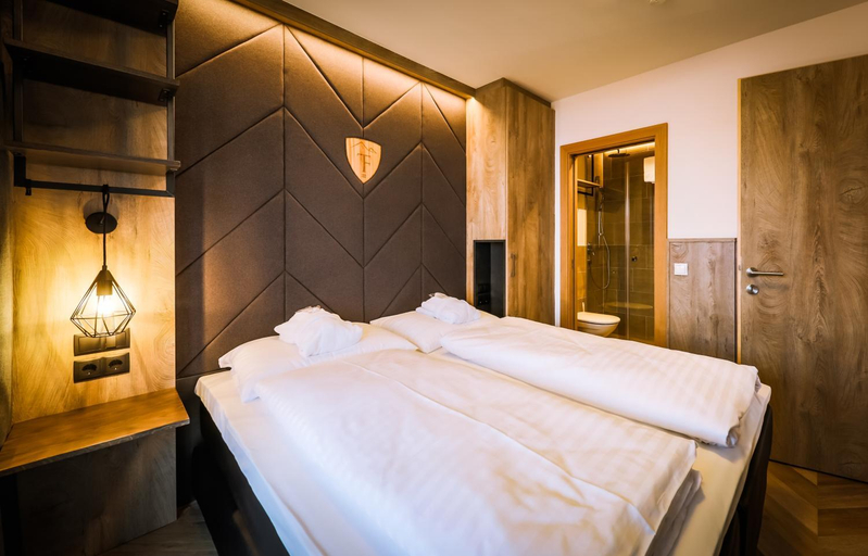 Bedroom 14