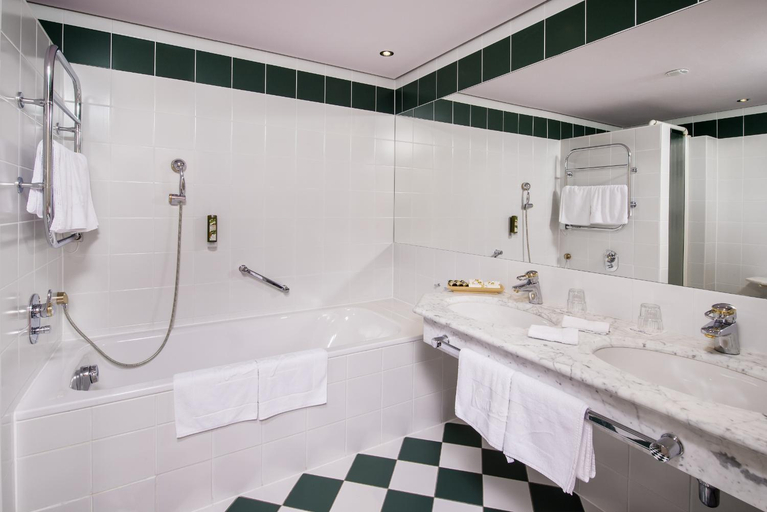 Bathroom 5