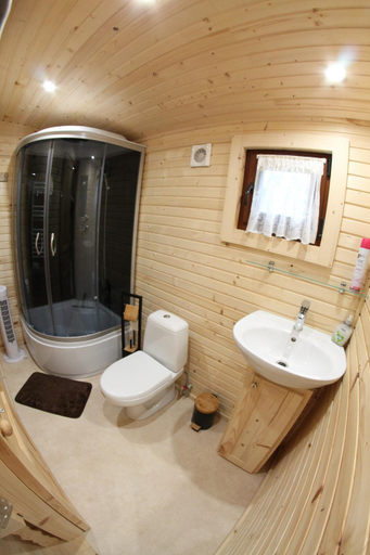 Bathroom, Roule hotes, Hautes-Alpes