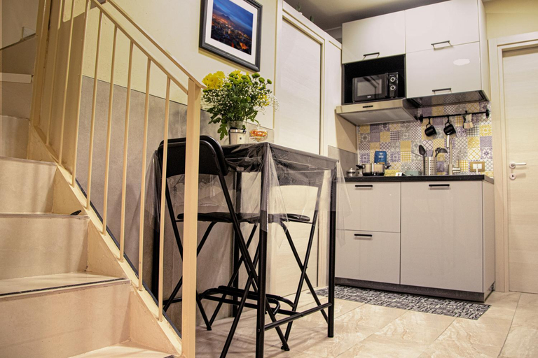 Others 4, Graziano Home Station, Napoli