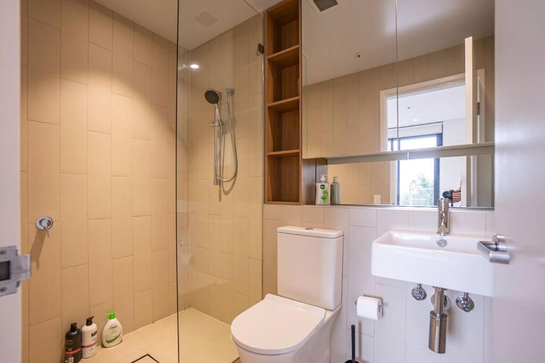 2, Next to Station Family & Friend Free Parking, Sydney