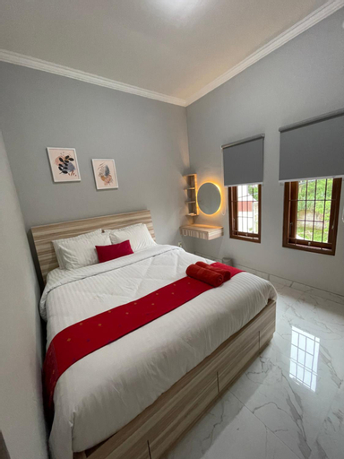 Bedroom 15