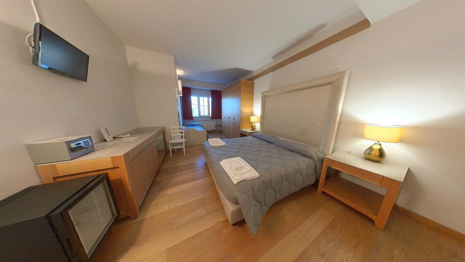 Others 5, San Cataldo Hotel, Taranto