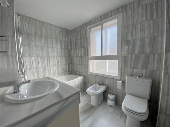 Bathroom 4, Jerez Avenida, Cádiz