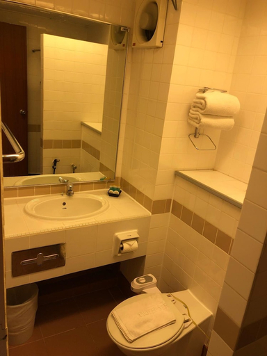 Bathroom 4, Hotel Seri Malaysia Alor Setar, Kota Setar