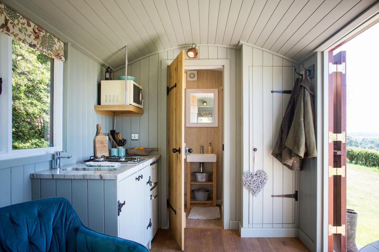 Others 4, Little Idyll shepherds hut, Cheshire West and Chester