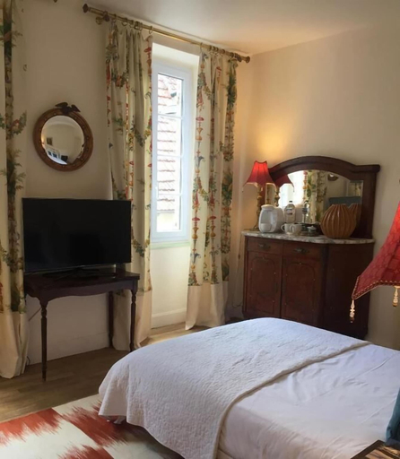 Bedroom 5, La Grenouille Noire, Allier