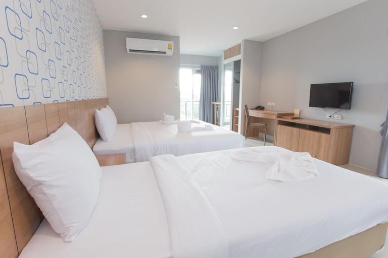 Bedroom 27