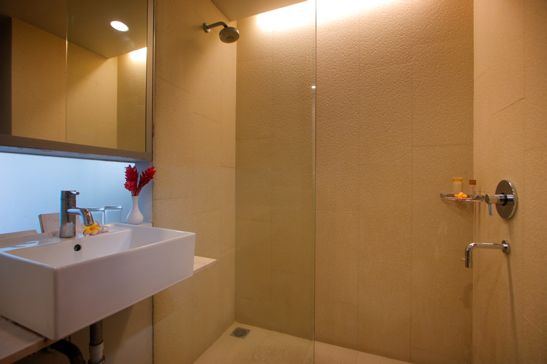 Bathroom 5