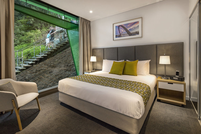 Bedroom 3, Quest Mounts Bay Road, Perth