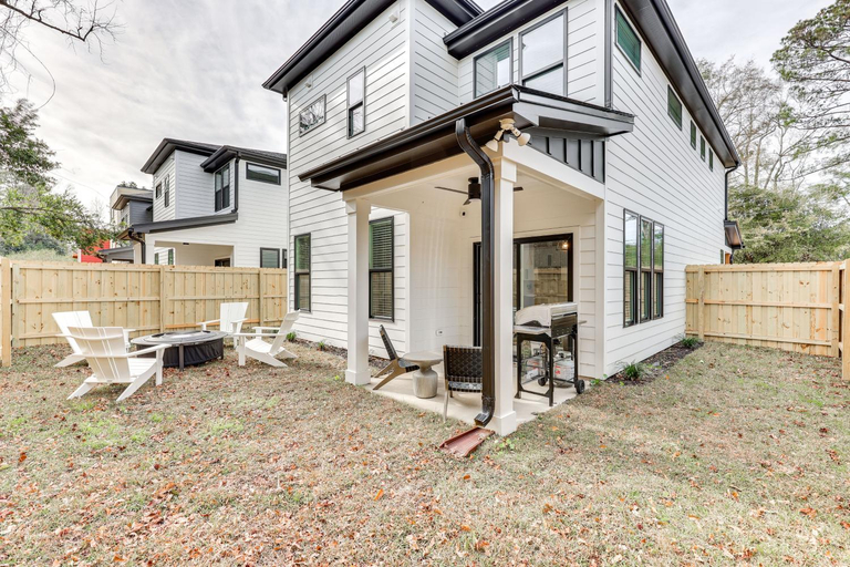 Luxe Wilmington Home 2 Mi to Historic Downtown, New Hanover