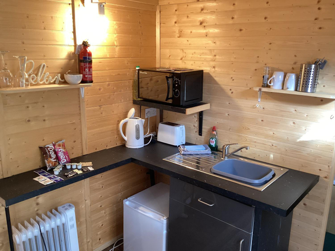 Others 5, Vigo Retreat cabin 1, Kent