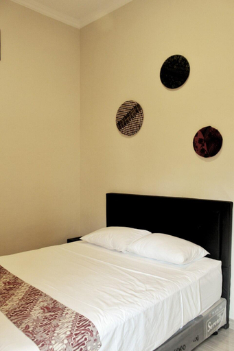 Bedroom 3, Ndalem Gendhis - Javanese Villa with Big Yard, Karanganyar