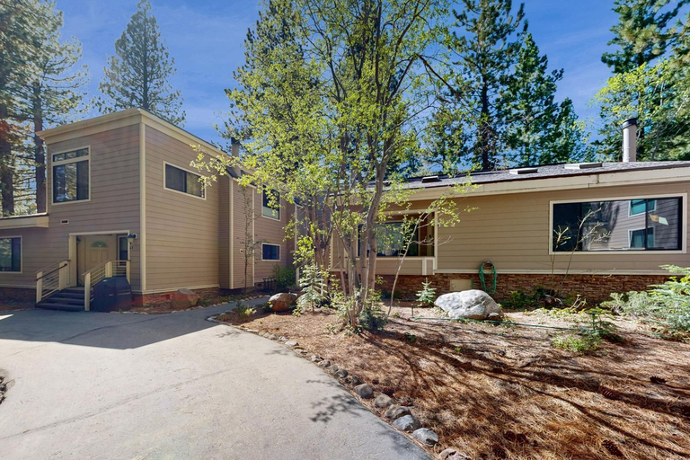 Forest Pines Condo 1 - 46, Washoe
